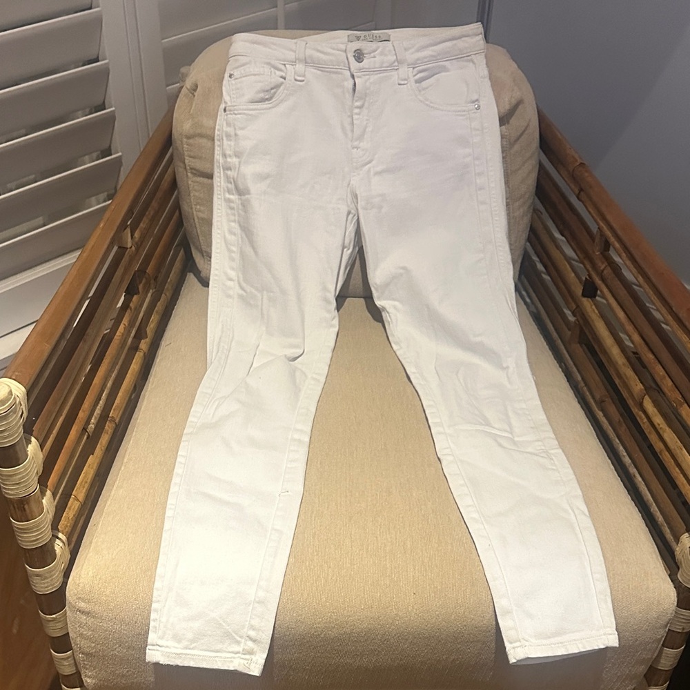Guess White Skinny Jeans - Women's